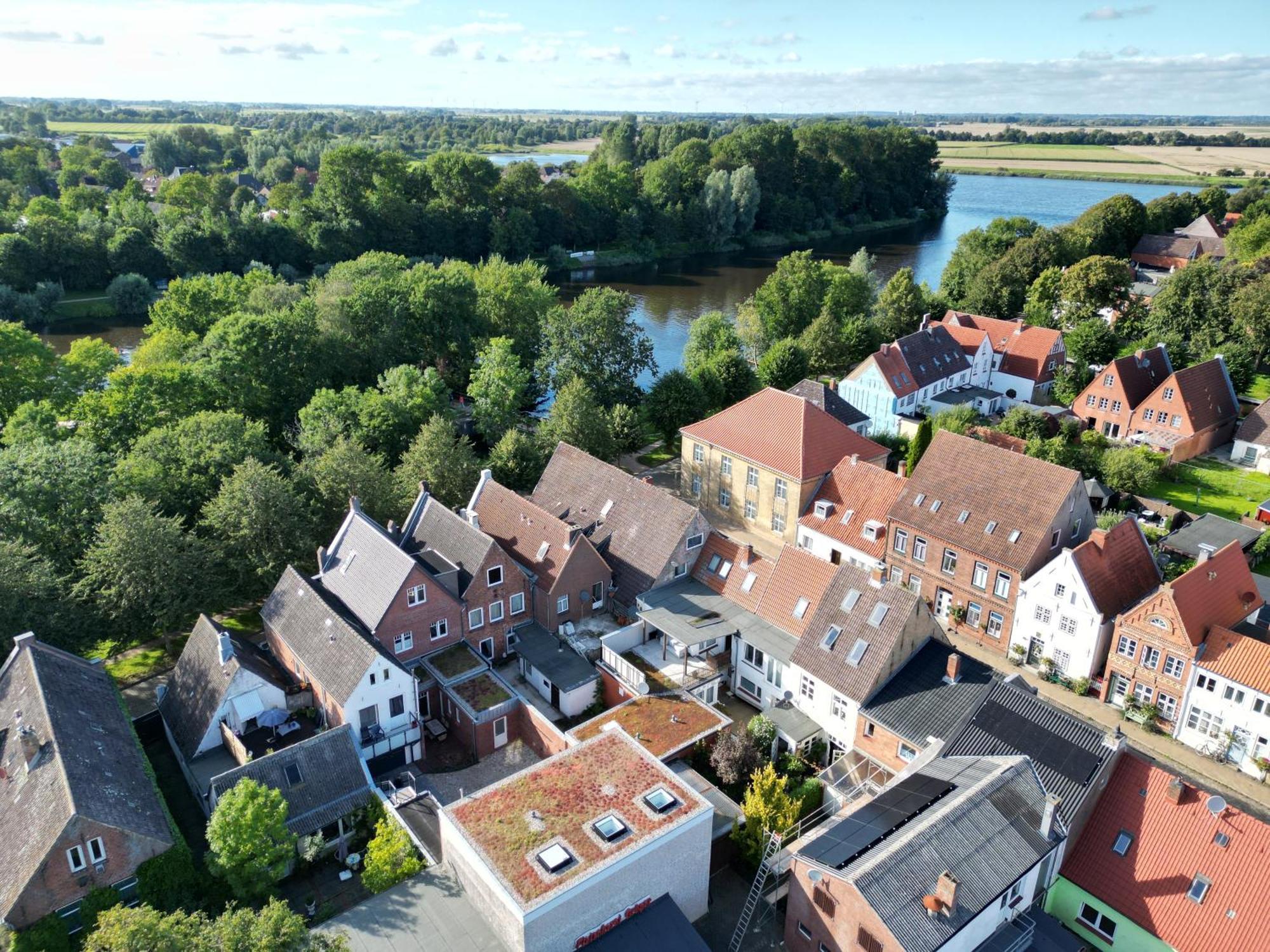 Loftwohnung 2 Simmerdeis An Der Gracht Friedrichstadt Exterior photo