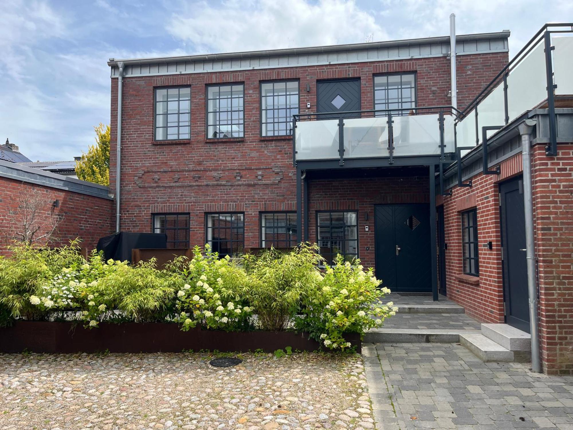 Loftwohnung 2 Simmerdeis An Der Gracht Friedrichstadt Exterior photo